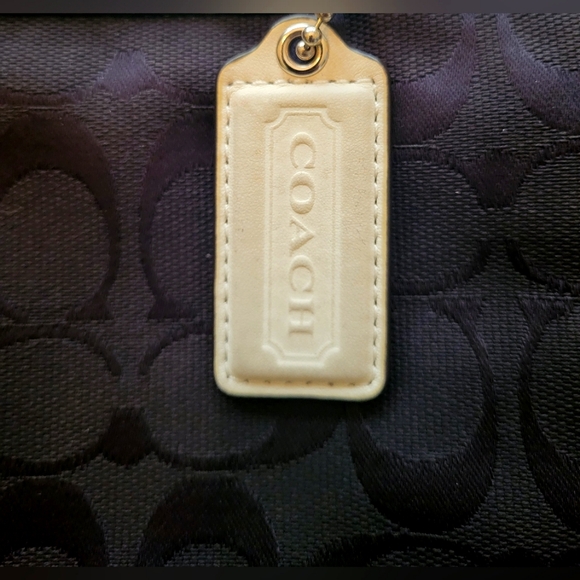 Coach Purse - Picture 5 of 6